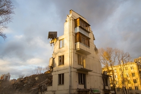 В Петербурге сносят первый дом по программе реновации
