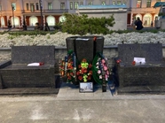 Во Владивостоке установили «кладбищенские» лавочки