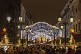 Власти Петербурга просят туристов не приезжать в город на Новый год