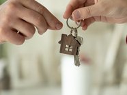 В Росреестре разъяснили порядок сделок купли-продажи жилья с участием иностранцев