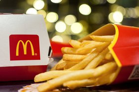 В июне рестораны McDonald's могут открыться под новым брендом
