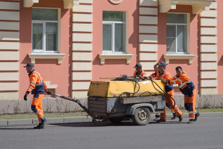 Власти Москвы сетуют на дефицит строителей
