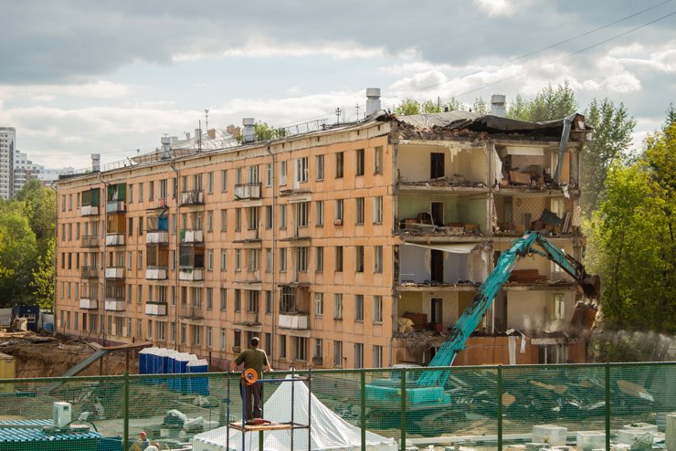 До 2021 года в Москве построят почти 2 млн кв. м реновационного жилья