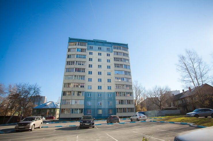 В Новосибирской области продажи квартир в ноябре упали на треть