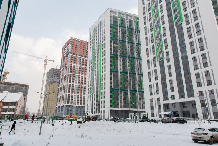 Екатеринбуржцы выступили против строительства высотки на месте паркинга