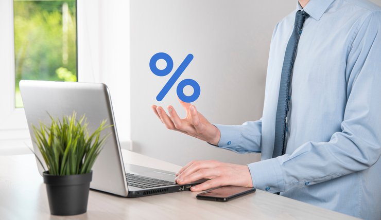 Глава ВТБ призвал снизить ставку по льготной ипотеке ниже 10% годовых