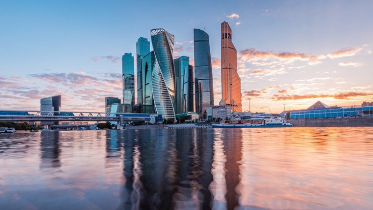 В «Москва-Сити» объем сделок с офисами за год упал на 75%