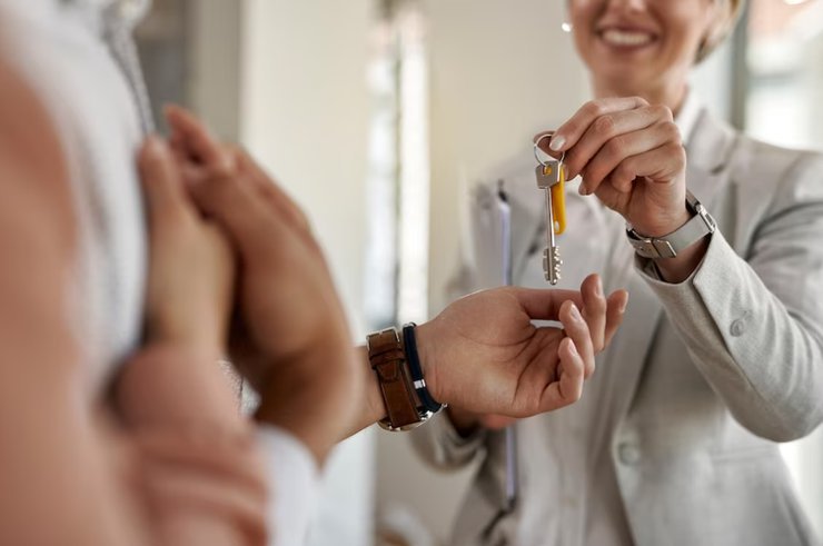 Законопроект о посуточной аренде жилья предложили изменить. В чем суть поправок? Законопроект о посуточной аренде жилья предложили изменить. В чем суть поправок?