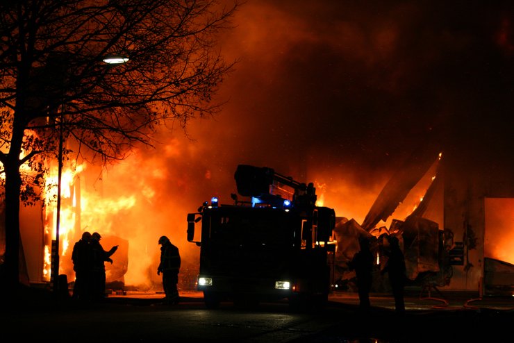 В поджоге ростовских домов подозревают «черных риэлторов»
