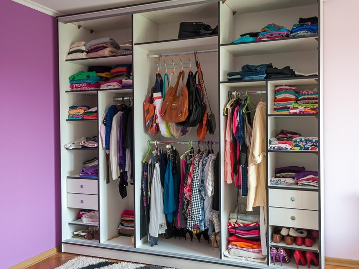 Дизайн гардеробной комнаты: 30 фото идей от маленьких до больших